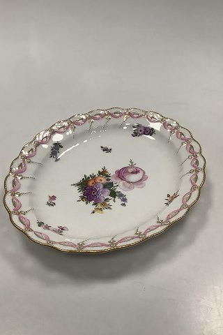 Royal Copenhagen Fuld Saksisk Blomst gennembrudt ovalt fad til frugtkurv No 1580