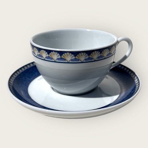 Pillivuyt
Maeva Decor
Blue
Coffee cup
*DKK 75