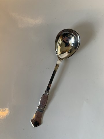 Coffee spoon No. 200 (Number 200) Silver
Toxværd, formerly Eiler & Marløe Silver
Length approx. 10.9 cm.