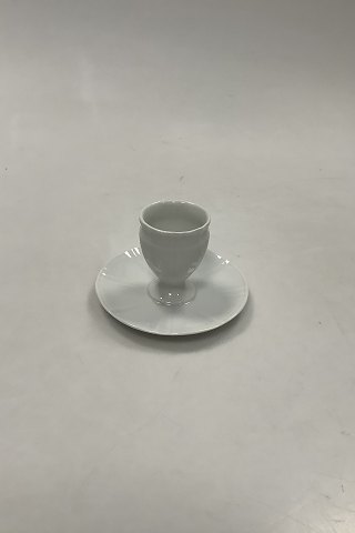 Bing and Grondahl Offenbach without gold Egg Cup with attached plate No. 696