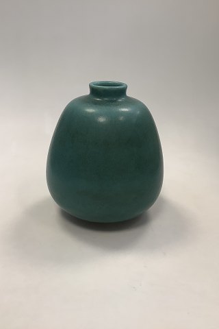 Stor Saxbo Vase i Flot Grøn Harepels glasur No 396