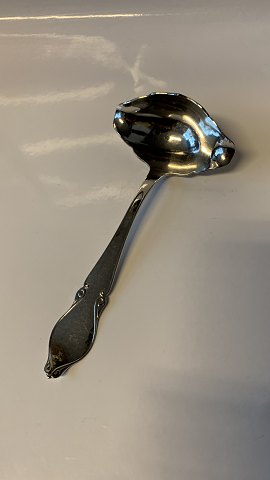 Gravy spoon Thor Danish silver cutlery
Slagelse Silver
Length 18.7 cm.