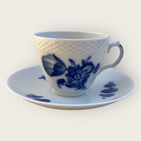 Moster Olga - Antik & Design - Royal Copenhagen * Blue flower * Braided *  Coffee cup * #10/ 8261 * *DKK 50* - Royal Copenhagen * Blue flower * Braided  * Coffee cup * #10/ 8261 * *DKK 50*