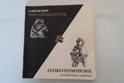 Fidusantikviteter & Antikvitetsfiduser
En nyttig bog for alle
Af Gorm Benzon
Nyt Nordisk Forlag Arnold Busck
Fotografier; Birte Benzon, Niels Elswing og Ole Woldbye
Tegninger: Goem Benzon
1973
Sideantal: 266