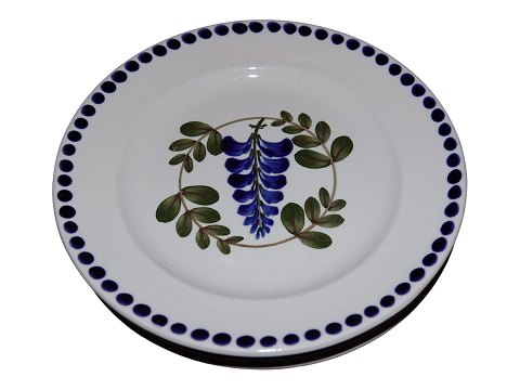 Aluminia Wisteria
Side plate 15.9 cm.