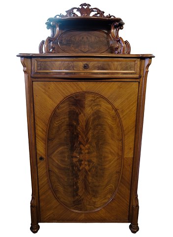 Cabinet - Mahogany - Carvings - 1880
Great condition
