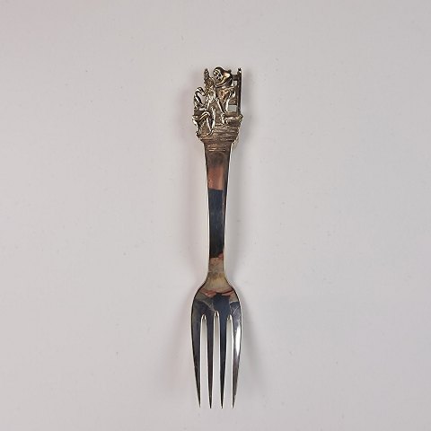 item no: 560562