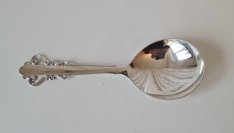 item no: 561046