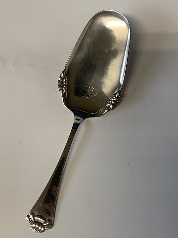 Serving spade / Cake spade Åkande Danish silver cutlery
Hans Hansen Silver
Length 23 cm.
