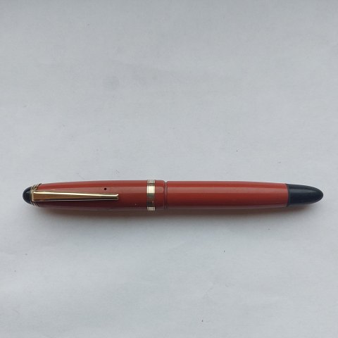 Coral red Montblanc 206 fountain pen