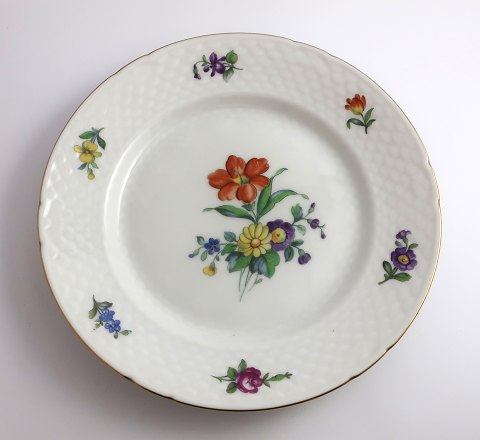 Bing & Grondahl. Saxon flower. Lunch plate. Model 29. Diameter 21 cm. (1 
quality)