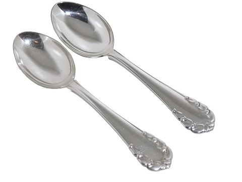 Georg Jensen Liljekonval
Dessertske 17,3 cm.