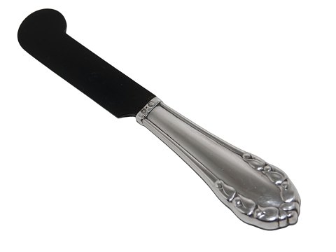 Georg Jensen Liljekonval
Smørkniv med horn 14,4 cm.