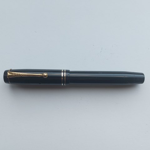 Sort flat-top Parker Duofold fyldepen