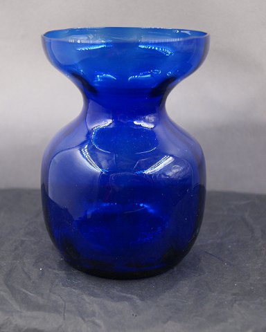 item no: g-Buttet Hyacintglas mørkeblå