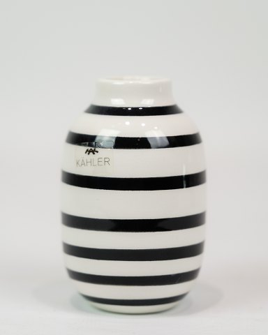 Kähler Vase - Ceramics - Ditte Reckweg and Jelena Schou
Great condition
