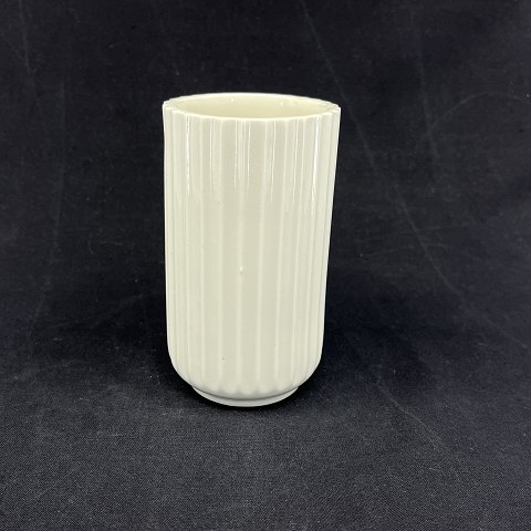 Hvid Lyngby vase, 12,5 cm.