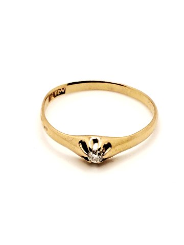 14k guldring med 0,08 ct brillant
Ringstørrelse 57
Ref. 1310