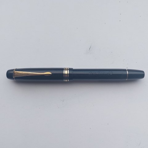 Black Big Ben No. 40 fountain pen​