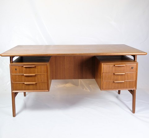 Skrivebord - Model 75 - Teak - Omann Junior Møbelfabrik - 1960
Flot stand
