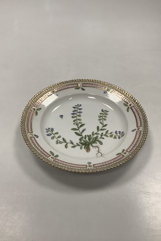 Royal Copenhagen Flora Danica Salat Tallerken No 20 /3573