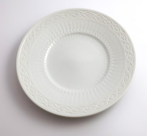 Royal Copenhagen. Vifte med hvid kant. Frokosttallerken. Model 11521. Diameter 
19,5 cm. (1 sortering)