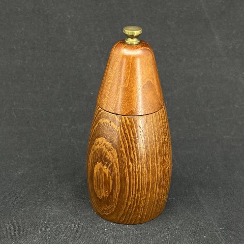 Pear-shaped pepper grinder from the 1960s