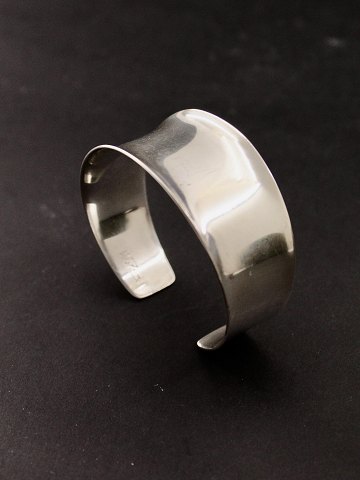 item no: 586422