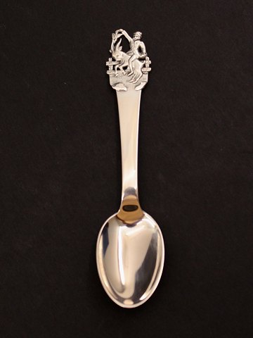 item no: 588558
