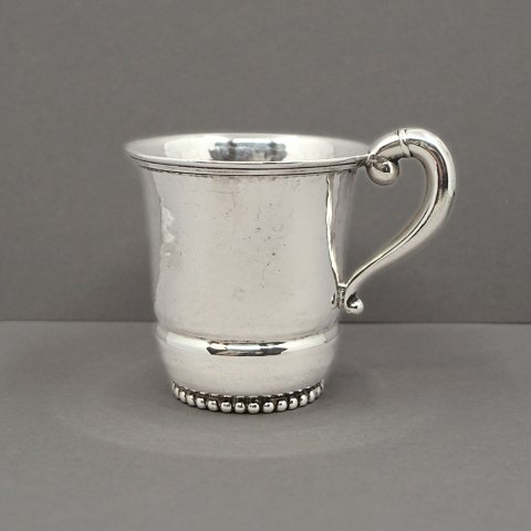 item no: 593845