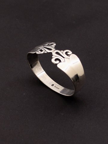 item no: 596738