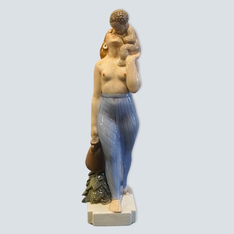 item no: 596895