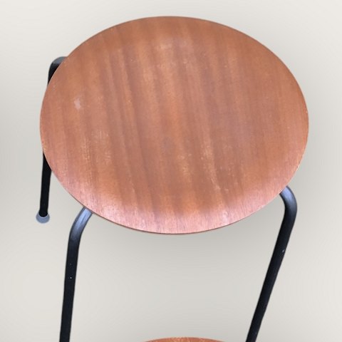 StoolTeak with steel legsDKK 650