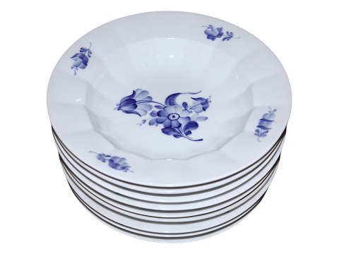 item no: 605272