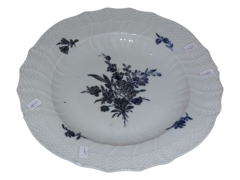 Blå Blomst Svejfet
Middagstallerken 25,4 cm. fra ca. 1800-1820