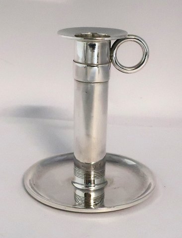 Hans Hansen. Kammerstage. Sterling (925). Design : Karl Gustav Hansen . Model 
303. Højde 11 cm. Produceret 1939