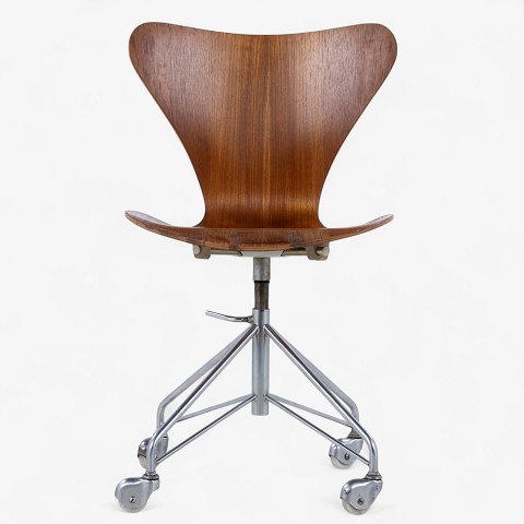 item no: 1054073