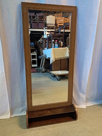 Text available in Danish languageItem number: 77497