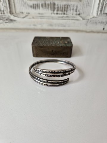 David Andersen Saga armring i sterlingsølv