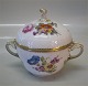 Royal Copenhagen FULL Saxon Flower
004-1549 Sugar with lid 11 cm