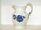 Blue Flower Angular
Large lidded chocolate pitcher from 1928-1935