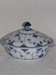 Blue Fluted Half Lace
Covered dish
Royal Copenhagen