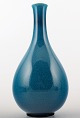 B&G (Bing & Grøndahl) krakkeleret/craquele art deco porcelænsvase i smuk turkis 
glasur.