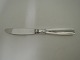 Lotus 
Dinner knife 
Silver (830) 
Horsens Silverware factory