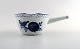 Aluminia Blue Tranquebar, rare gravy boat with handle.
Decoration number 11/2872.