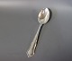 Dessert spoon in Rita, hallmarked silver.
5000m2 showroom.