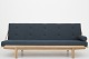 Roxy Klassik 
præsenterer: 
Poul 
Volther / 
KLASSIK 
Copenhagen
Daybed i eg 
med hynder 
betrukket med 
Clara 2, 884 
...