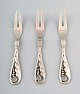 Georg Jensen Ornamental no. 42. 
3 pieces. herring / serving forks, sterling silver