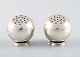 Franz Hingelberg. A pair of modernistic salt and pepper shakers of sterling 
silver.