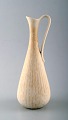 Gunnar Nylund, Rörstrand vase / pitcher in ceramics.
Beautiful eggshell glaze.